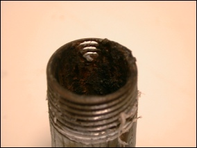 Preferential corrosion in threaded region of barrel nipple Preferential corrosion in threaded region of barrel nipple